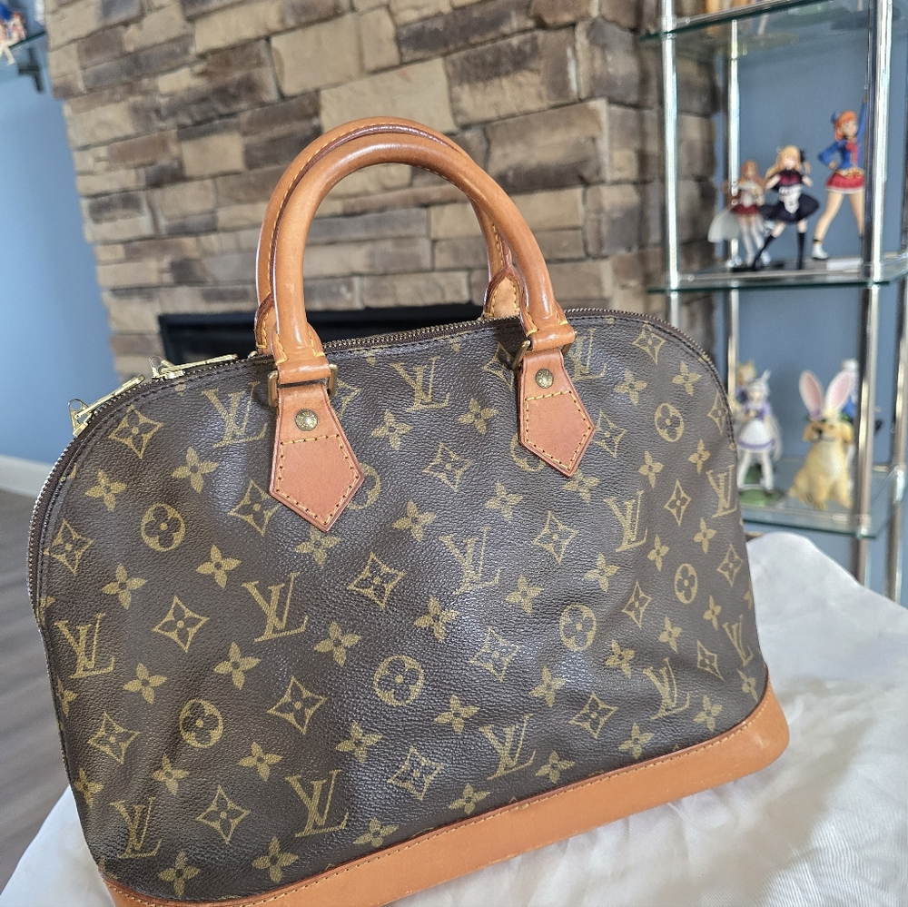 Authentic Louis Vuitton Monogram Alma Satchel Bag